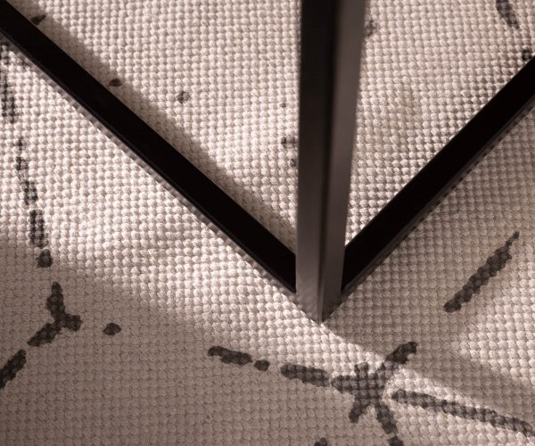 Konferenční stolek Tatius 80x80 přírodní akácie podnož černá průmyslová vintage - Image 5