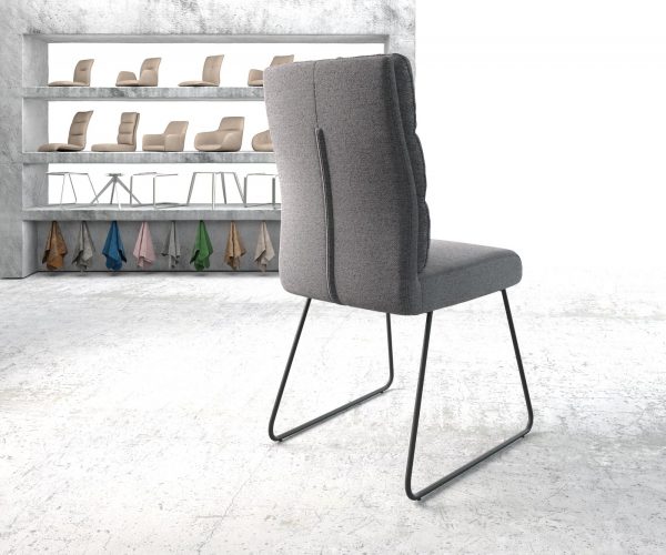 Jídelní židle Pela-Flex Texturovaná tkanina Světle šedý kluzný rám Černé kapesní pružiny - Image 3