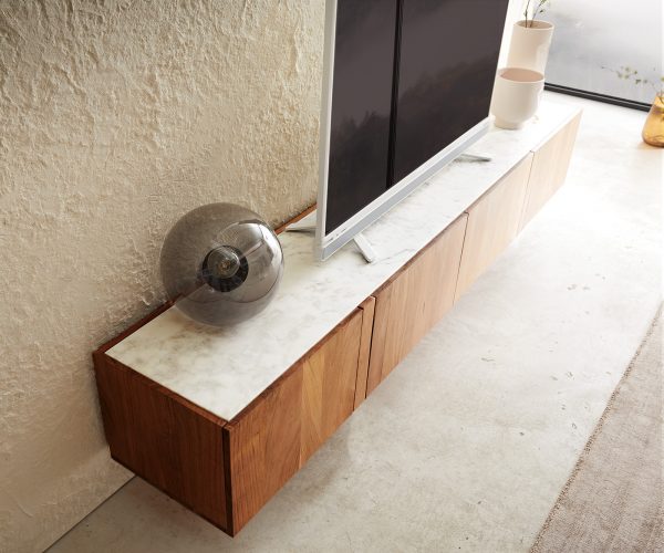 TV stolek Secara 220 cm akácie přírodní 4 dvířka mramor závěsné - Image 6