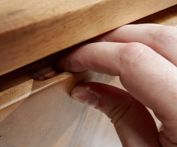 Komoda Live Edge 170 cm akácie přírodní 3 zásuvky 4 dvířka - Image 5