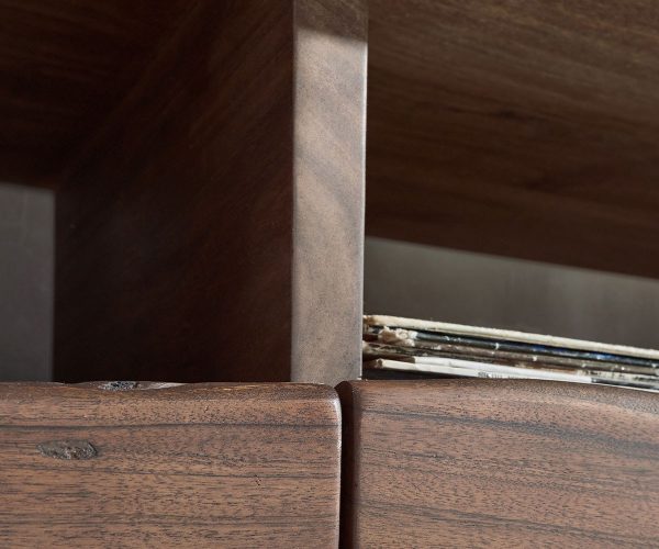TV stolek Live Edge 190 cm akácie hnědá 4 zásuvky 2 přihrádky - Image 6