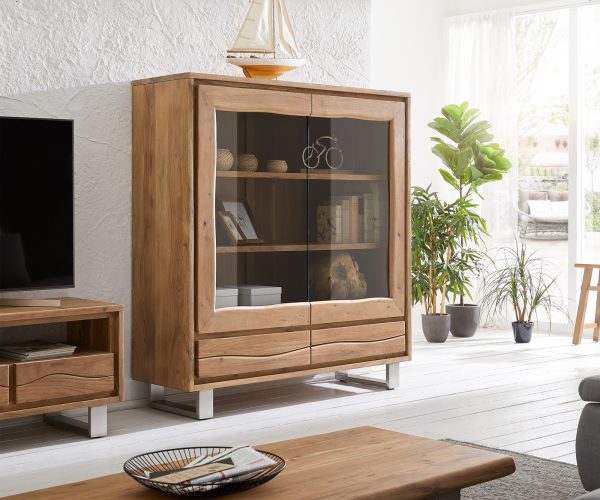 Vitrína Live Edge 140x150 cm přírodní akácie rovná hrana 2 dvířka 2 šuplíky masiv
