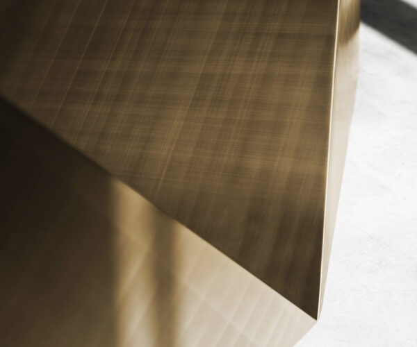 Jídelní stůl Edge 300x100 keramický Minas Melange bílo-béžový Prisma Metallic Gold - Image 6