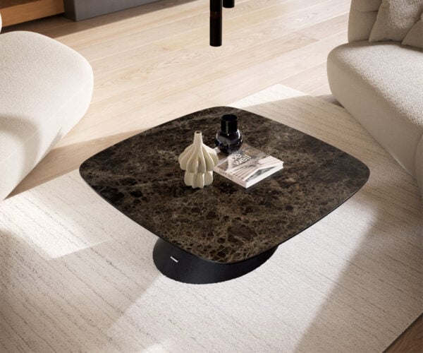 Konferenční stolek Edge Boot 90x90 cm keramika Laminam® Emperador Extra Lucidato tmavě hnědá Conis kov černá - Obrázek 4