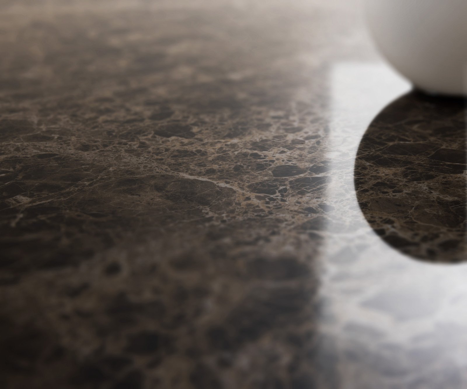 Konferenční stolek Edge kulatý 90x90 cm keramika Laminam® Emperador Extra Lucidato tmavě hnědá kuželová kov černá - Obrázek 5
