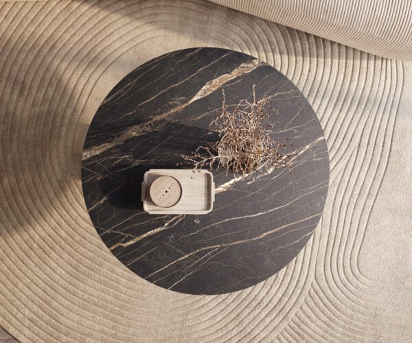 Konferenční stolek Edge kulatý 100x100 cm keramika Laminam® Noir Desir hnědá Parabi kovová stříbrná - Obrázek 2