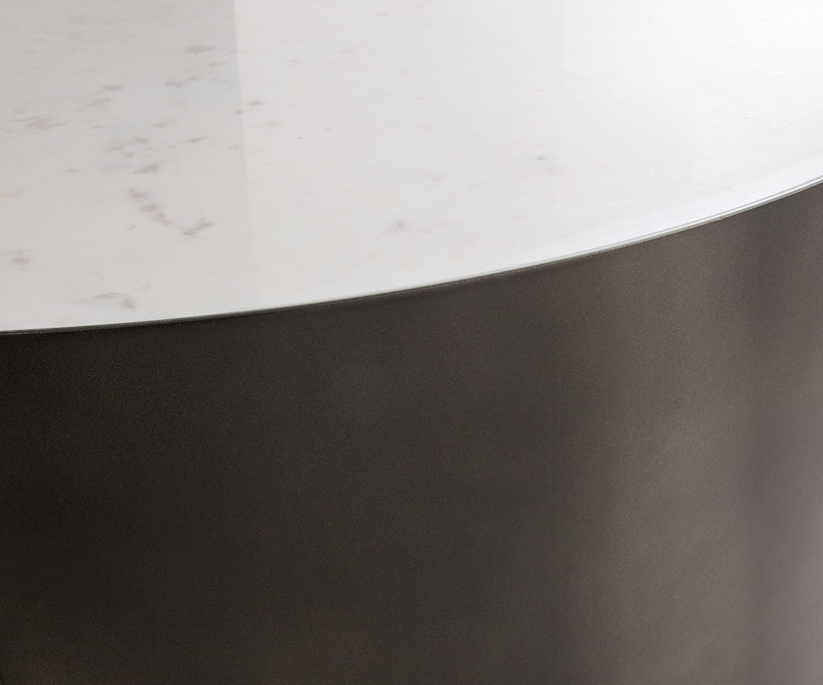 Konferenční stolek Alerio 90x90 cm mramor bílá kov černá vintage - Obrázek 3