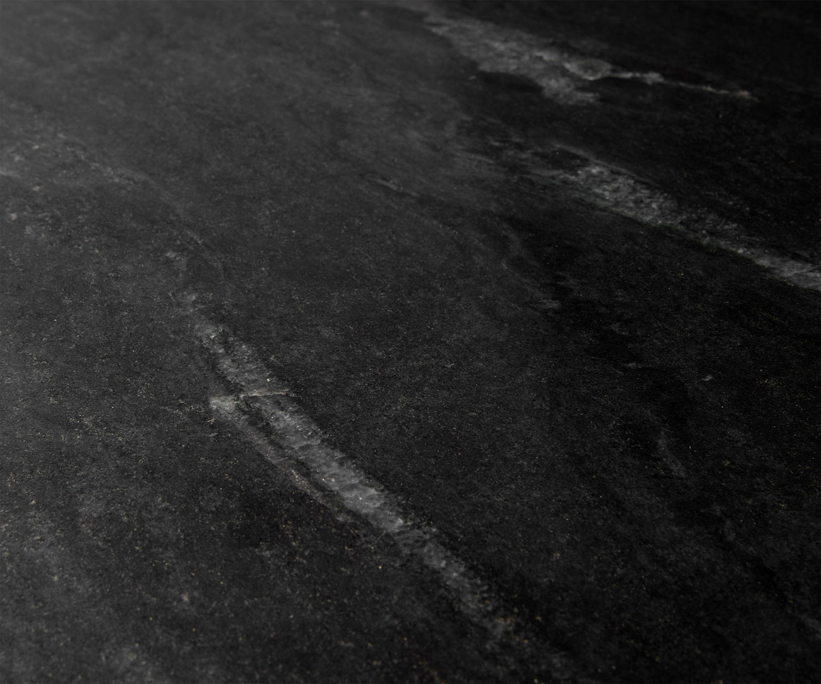 Jídelní stůl Adenza kulatý 140x140 cm mramor černá stříbrná kov Black Antique - Obrázek 3