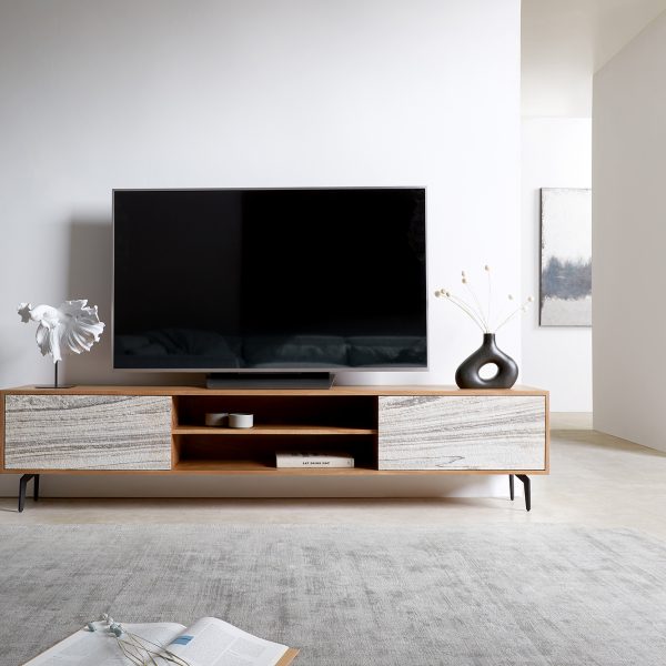 TV stolek Kleo 200 cm přírodní akácie 2 dvířka šikmá černá podnož kov