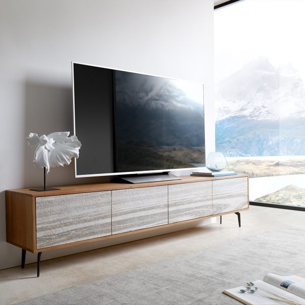 TV stolek Kleo 200 cm přírodní akácie 4 dvířka šikmá černá podnož kov