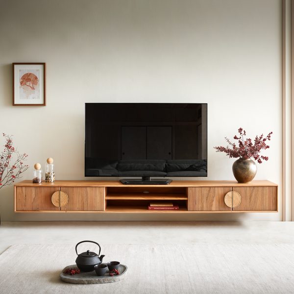 TV stolek Surimu 240x35x25 cm akácie světle hnědá 4 dvířka 2 přihrádky korkové madlo závěsný