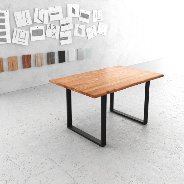 Jídelní stůl Edge 140×90 cm přírodní akácie černý kov nepravidelná hrana