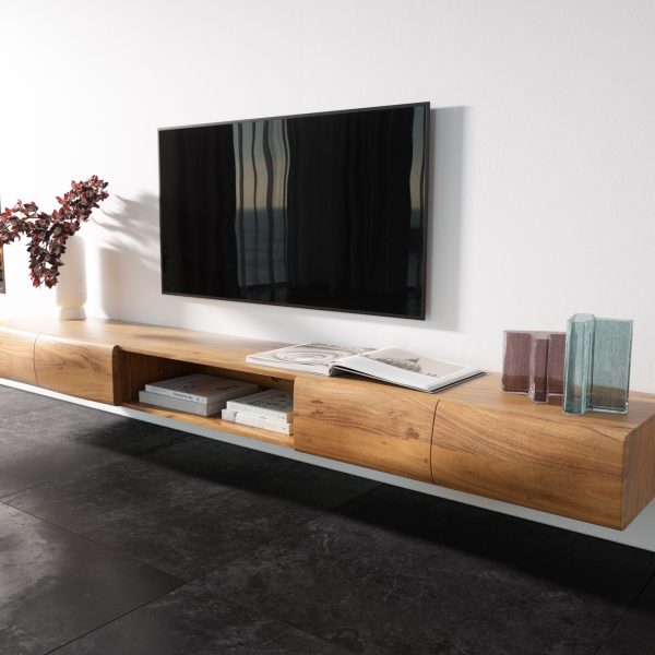 TV stolek New Live-Edge 240 cm přírodní akácie 4 dvířka 1 přihrádka závěsný